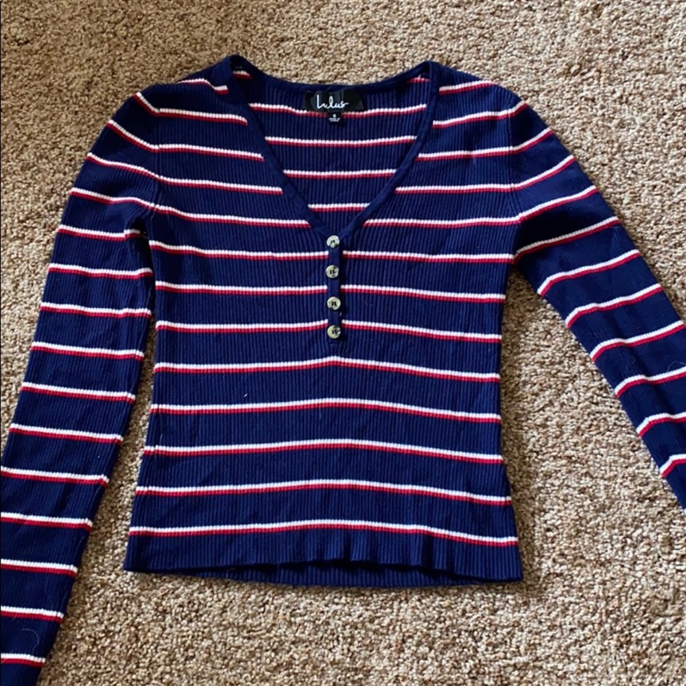 Long sleeve longer crop top